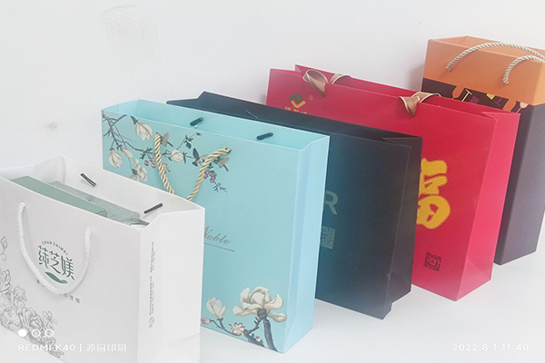 個(gè)性化手袋設(shè)計(jì)印刷的發(fā)展趨勢